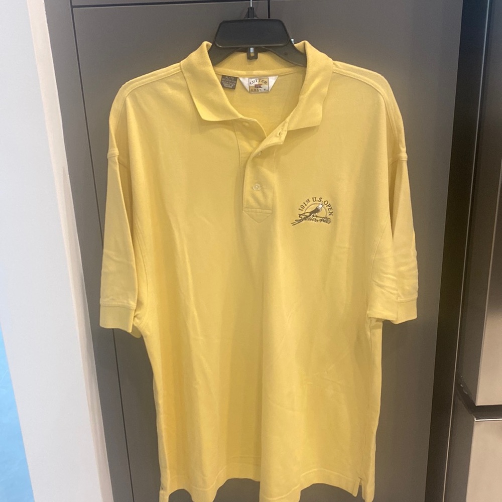 Men’s XL Cutter & Buck golf shirt